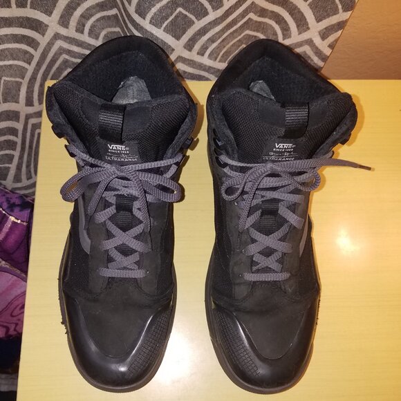 B6 ULTRA RARE VANS BRYAN IGUCHI GORE TEX HIGH SHOES, Men's 10.5 - Picture 4 of 14